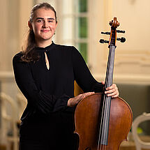 Anne Hiddeßen